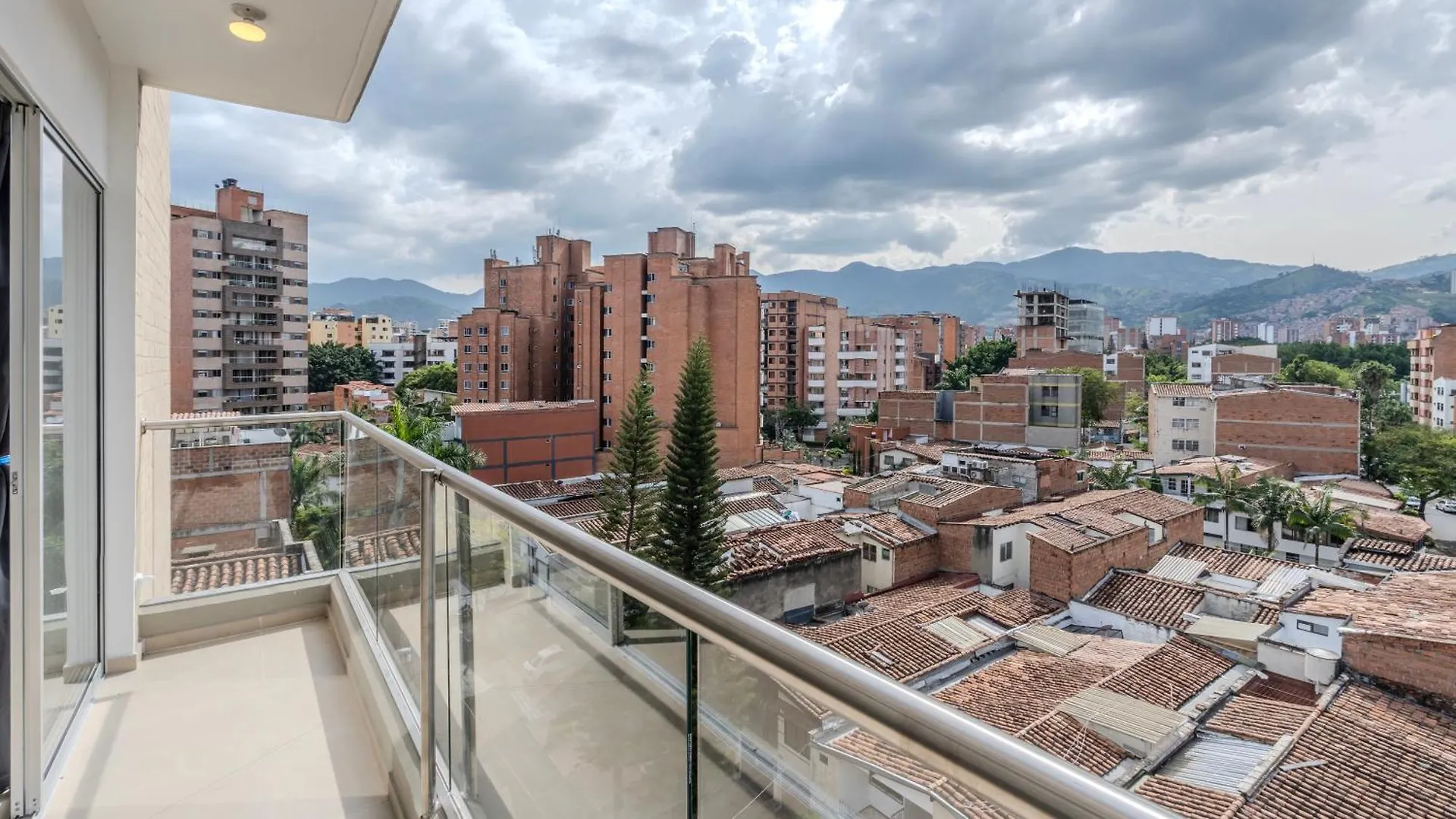 Mirador Del Laureles, Ac, Piscina, Parqueadero 701 Apartment Medellin 0*,  Colombia